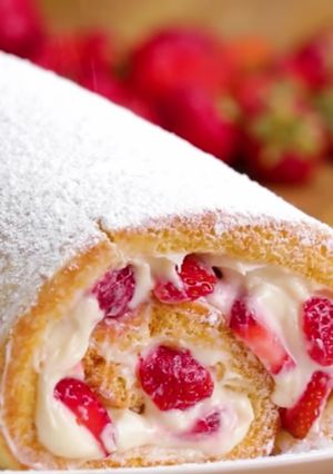 A picture of Strawberry Cheese Cake Roll.