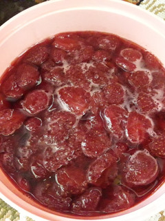عکسی از دستور مربای توت فرنگی🍓🍓🍓