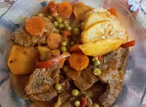 Una foto de Bifes a la criolla 🥘