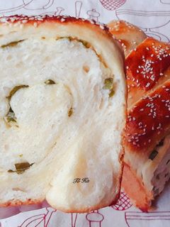 Hình của món Bánh MÌ hành, bơ, tỏi.