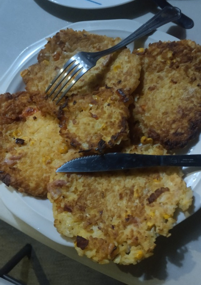 Una foto de Torta de huevo con arroz