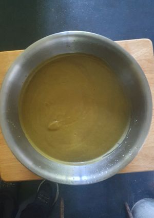 A picture of Carrot and Oregano Soup.