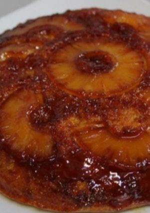Una foto de Tarta de piña al fuego