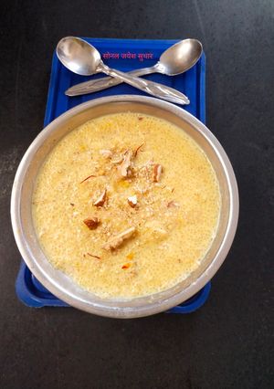 लिटिल मिलेट्स (समई) खीर(Little Millets Kheer Recipe In Hindi) रेसिपी मुख्य फोटो