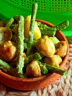ডাঁটা আলু পোস্ত (Danta aloo posto recipe in Bengali) রেসিপির প্রধান ছবি