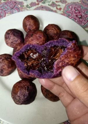 Foto resep Bola-bola Ubi Ungu isi Coklat