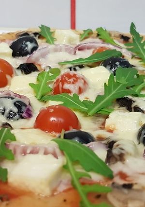 O poză a rețetei Pizza de casă.