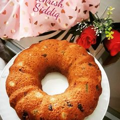 A picture of Fruit cake.