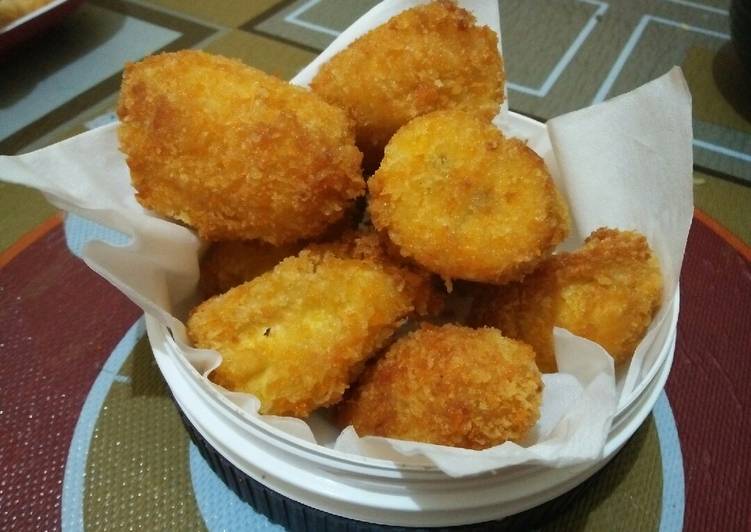 Pisang Crispy (diluar, lembut didalam)