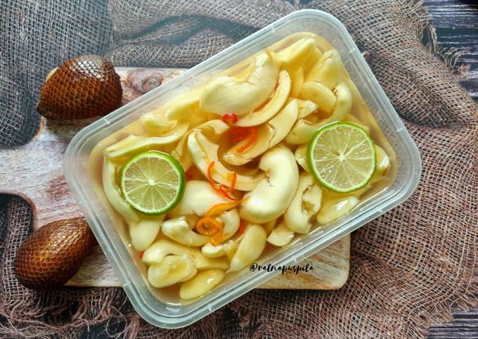 Bagaimana Membuat Asinan Salak Anti Gagal