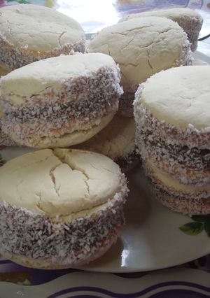 Una foto de Alfajor de fécula de mandioca