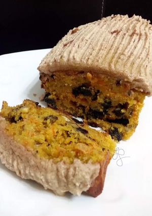 A picture of Cinnamon Icing Carrot Cake.