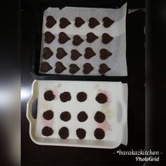 A picture of Chocolate cookies.
