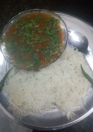 राजमा की सब्ज़ी(Rajma ki sabzi recipe in Hindi) रेसिपी मुख्य फोटो