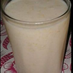 A picture of Khajoor or banana shake.