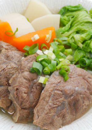 A picture of Clear Stewed Radish and Beef Soup (Rice Cooker Version).