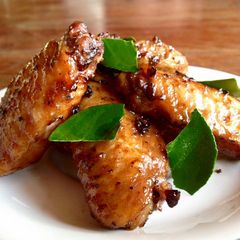A picture of Grilled Chicken Wings.