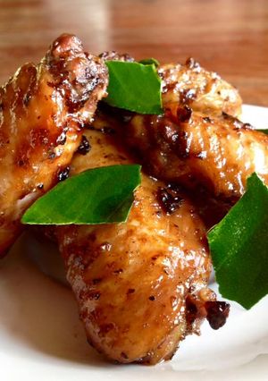 A picture of Grilled Chicken Wings.