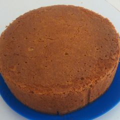 A picture of Orange cake.