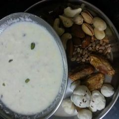 A picture of Makhana (fox nut) kheer.