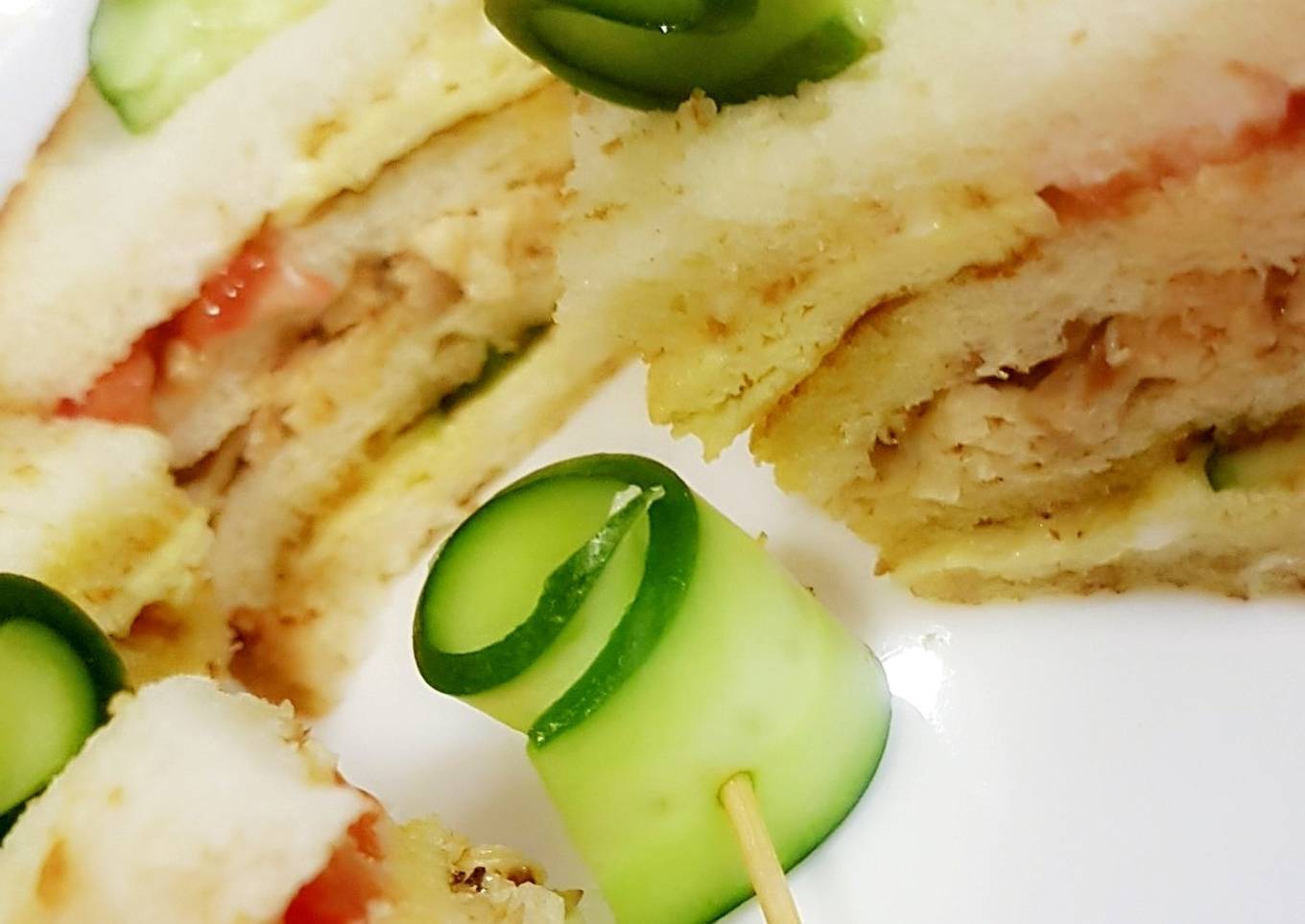 Club sandwiches