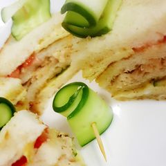 A picture of Club sandwiches.