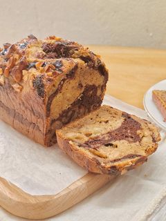 Hình của món Bánh chuối chocolate nguyên cám (whole wheat banana bread).