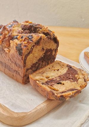 Hình của món Bánh chuối chocolate nguyên cám (whole wheat banana bread).