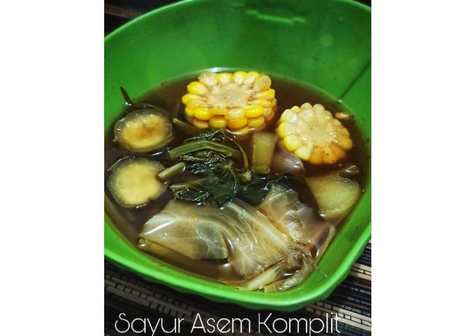 25. Sayur Asem Komplit