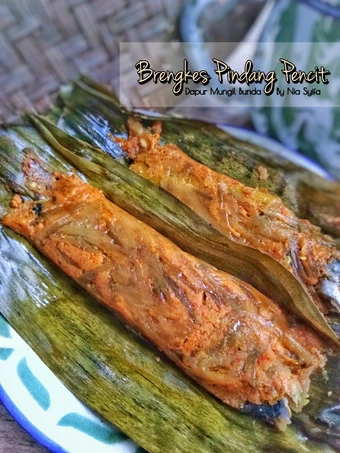 Cara Gampang Membikin Resep  Brengkes Pindang Pencit yang Menggugah Selera, Enak