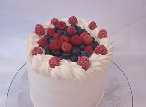 Una foto de Torta frutos del bosque