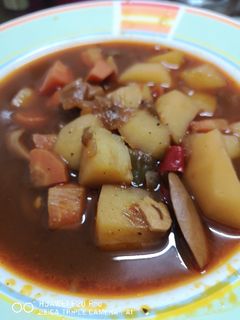 Veganer Suppeneintopf Rezepthauptbild