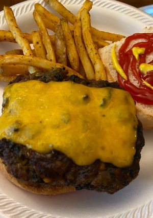 A picture of Spinach and corn meatloaf hamburgers.