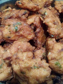 A picture of Onion Bhaji Pakora.