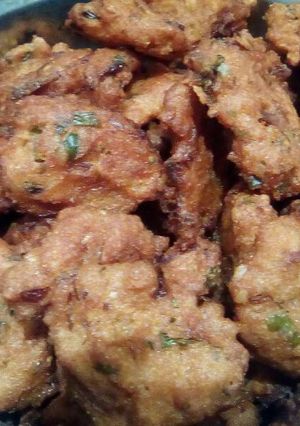 A picture of Onion Bhaji Pakora.