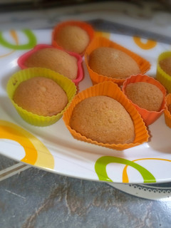 A picture of Vanilla cake.