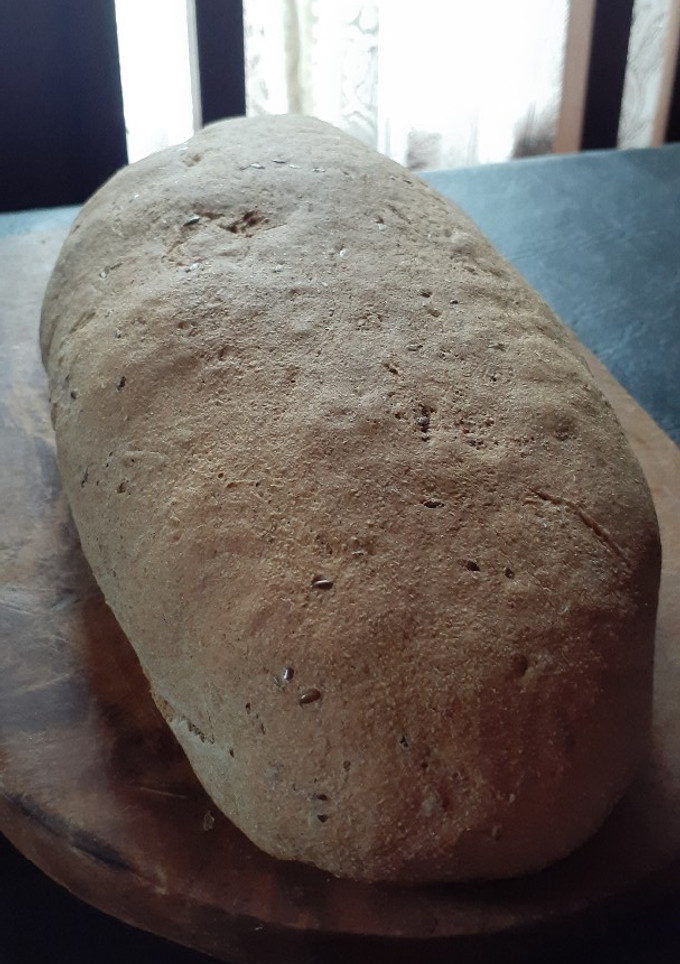 Una foto de Pan integral con semillas