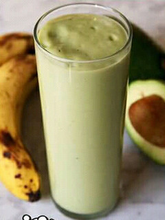 A picture of Avocado smoothie.