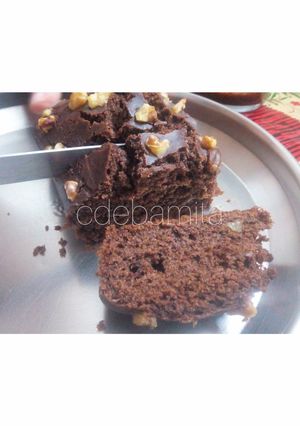 A picture of Whole Wheat Walnut Brownie (without sugar).