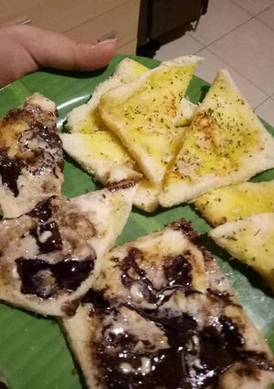 Foto resep Cheese Garlic & Choco White Bread (finger food 1y+)