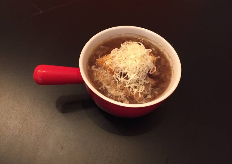 Recipe of Quick French Onion Soup with Parmesan/Mozzarella Croutons