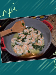 A picture of Shrimp Scampi with Greens.