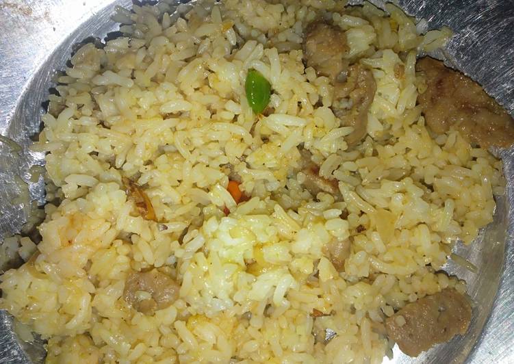 Easiest Way to Prepare Yummy Nasi goreng bakso pedas