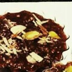 A picture of Jaggery oats kheer.