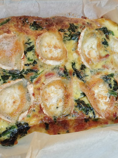 Una foto de Quiche de espinacas y bacon