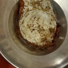 A picture of Half Fry Egg.