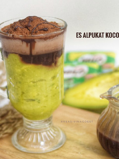 Foto resep Es Alpukat Kocok Milo