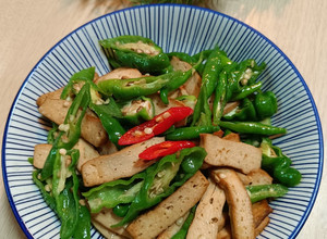 糯米椒炒豆乾 的食譜成品照片