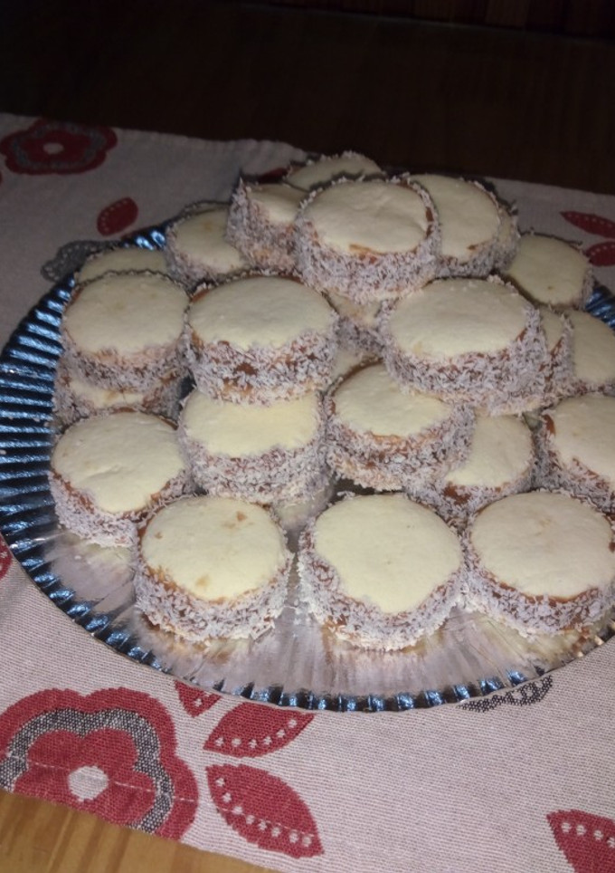 Una foto de Alfajores de Maicena tradicionales