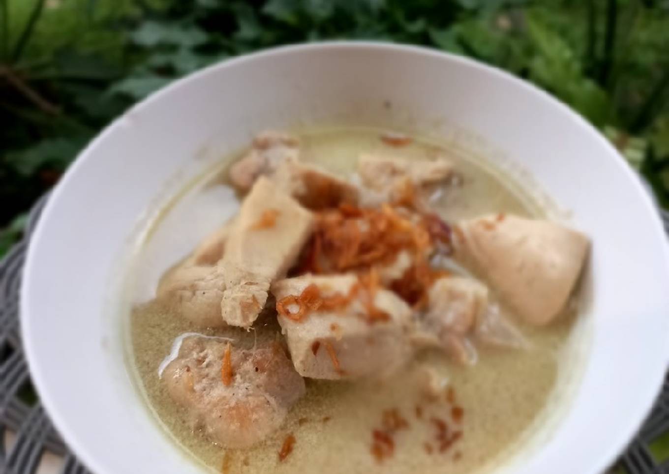 Opor Ayam kuah putih